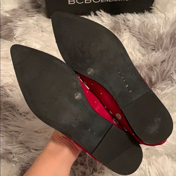 {BCBGeneration} Red Studded Pointy Flats Size 9 - Picture 7 of 8